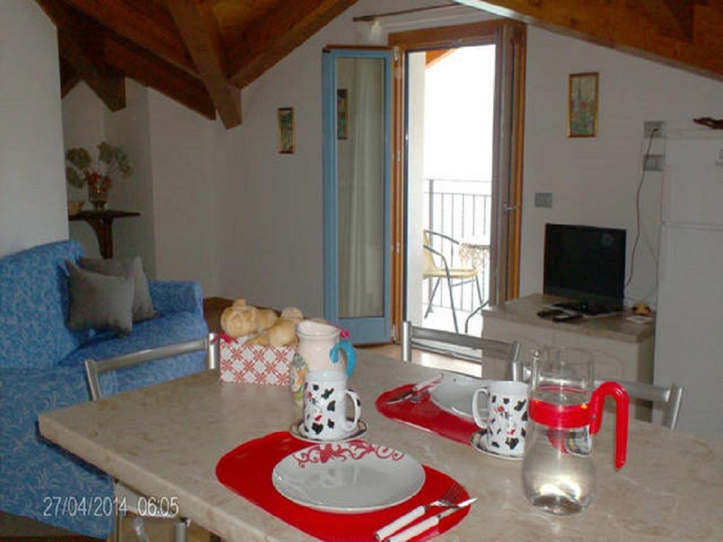 Appartamento Vista Lago - Betta Lezzeno Exteriör bild